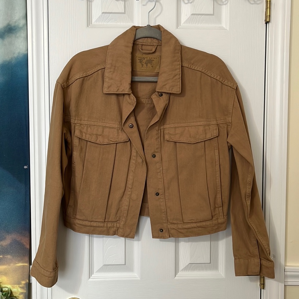 TAN DENIM CROPPED JACKET